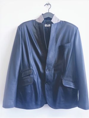 The contrast collar double vent luxury leather box blazer.